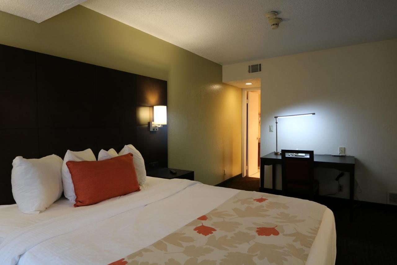Fairbridge Inn & Suites - Akron Copley Township - West Ruang foto